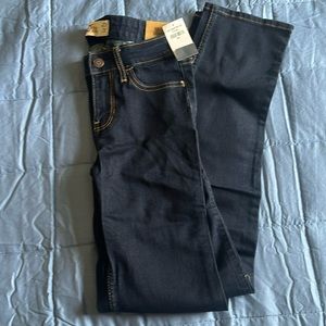 Hollister Skinny Jeans 00S - NWT